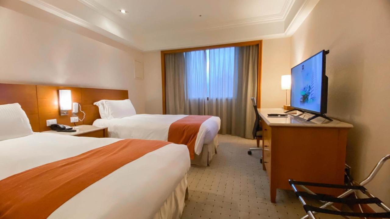 Hione Holiday Hotel Taipei Exterior photo