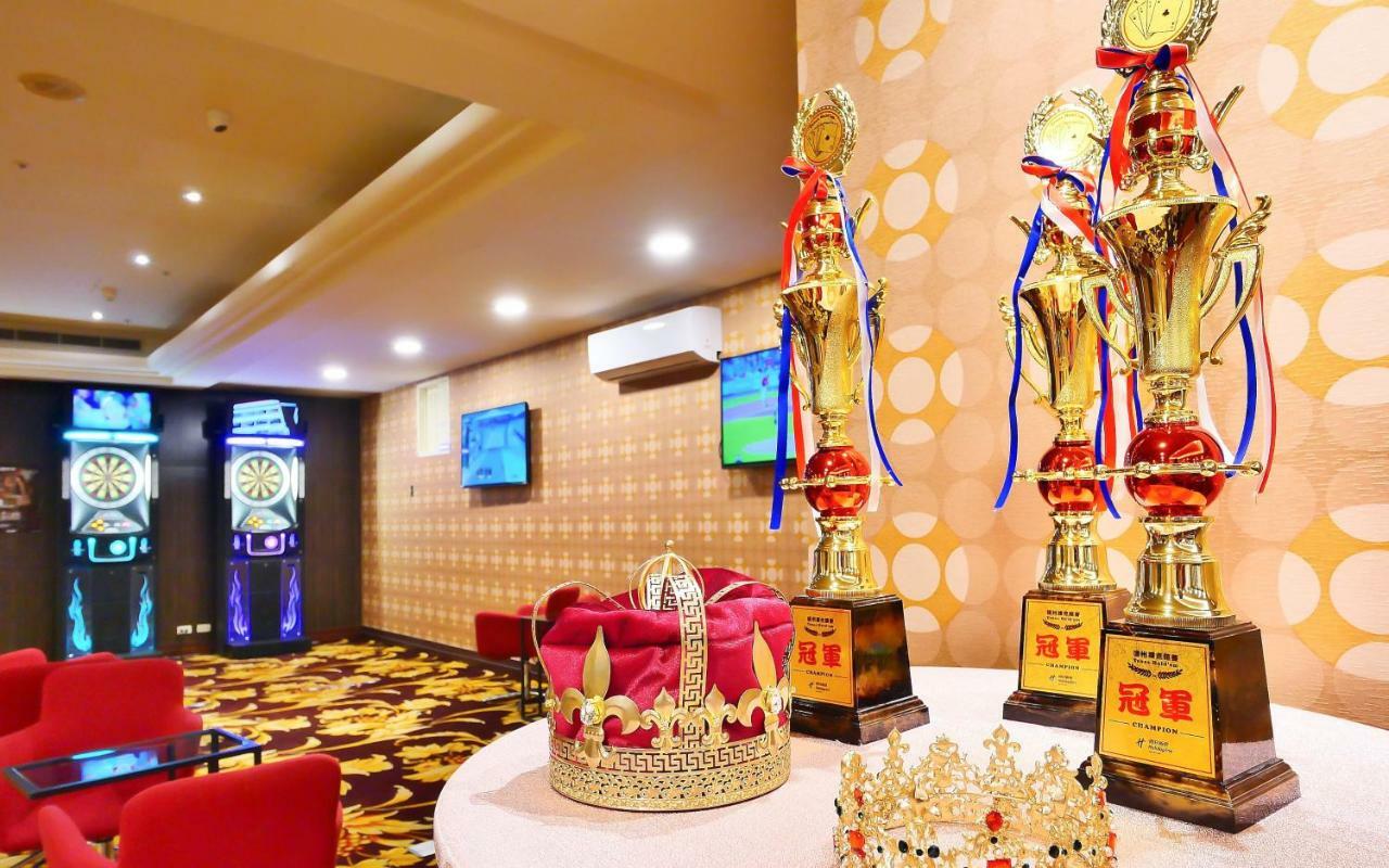 Hione Holiday Hotel Taipei Exterior photo