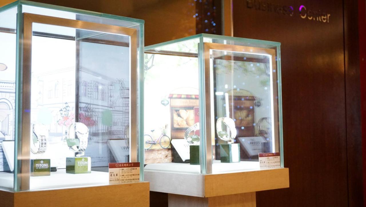 Hione Holiday Hotel Taipei Exterior photo