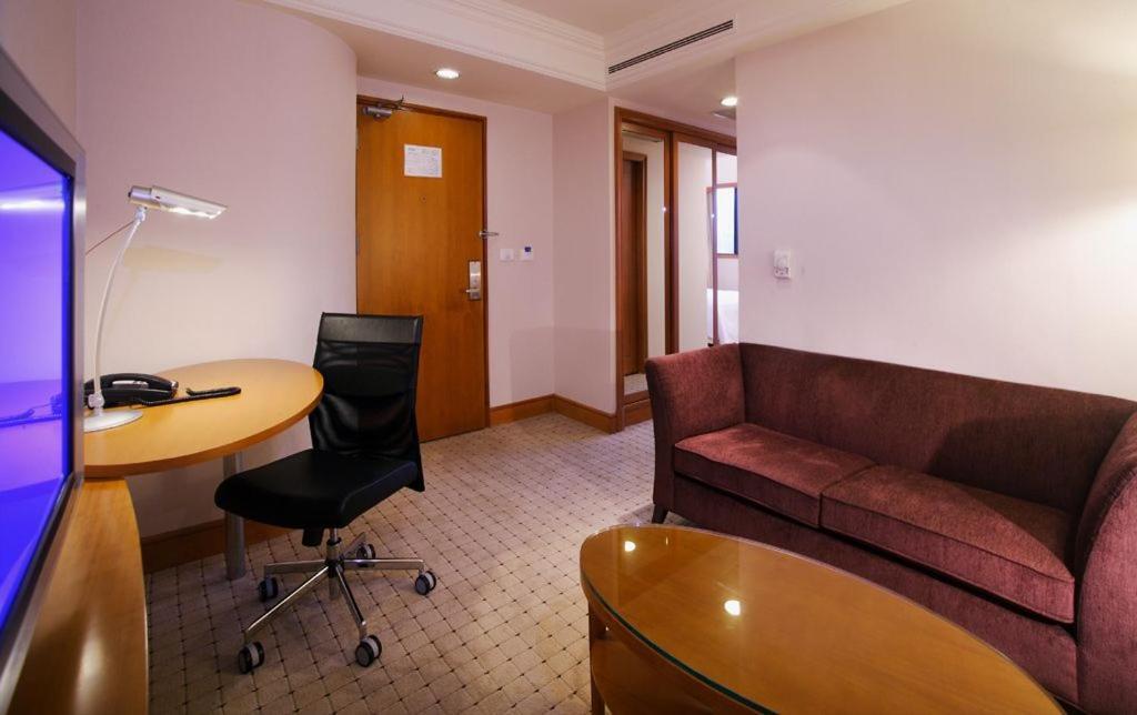 Hione Holiday Hotel Taipei Room photo